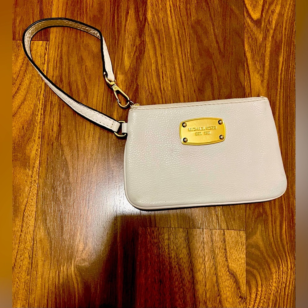 Michael Kors Jet Set Travel Corner Zip Wristlet